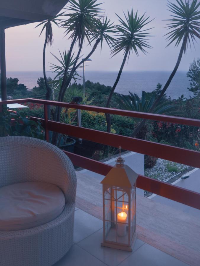 Sea Apartment & Pool 2 Palermo Luaran gambar